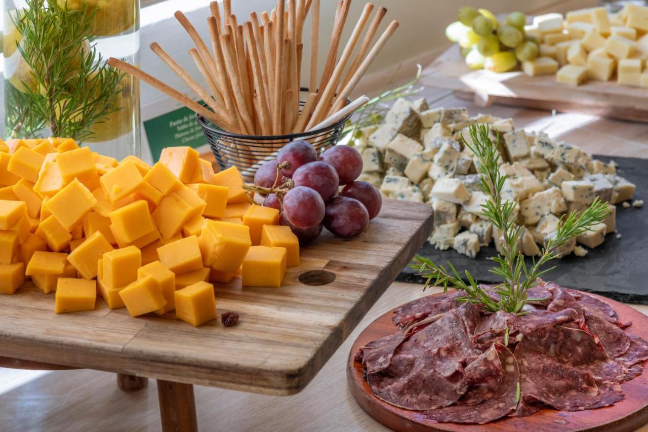 Hotel & Resort Vilar Rural D'Arnes By Serhs Hotels Sant Carlos de la Ràpita Екстериор снимка
